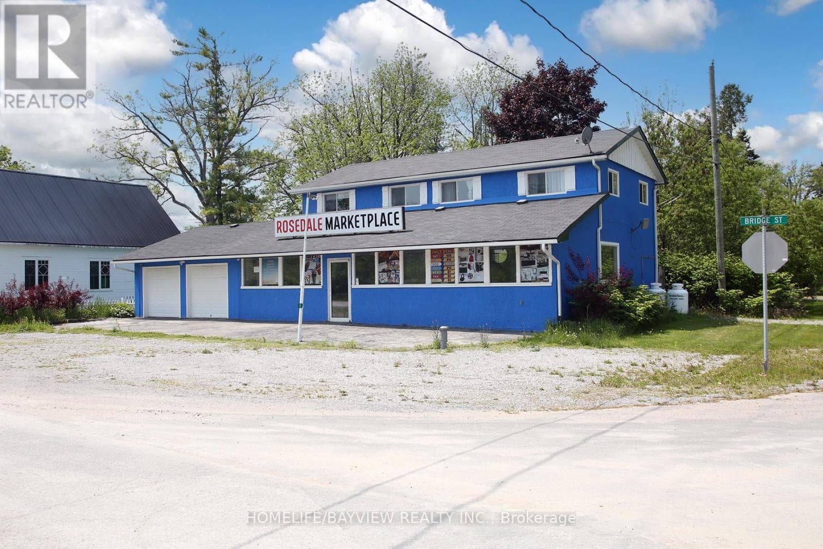 9 BRIDGE STREET in Fenelon