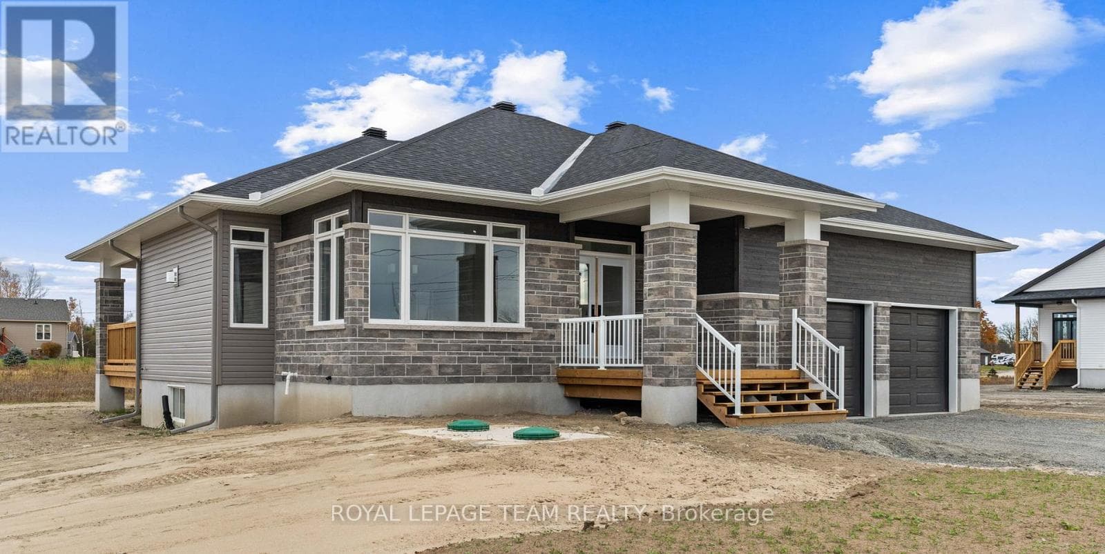 62 HOGAN DRIVE, Ottawa — photo 3