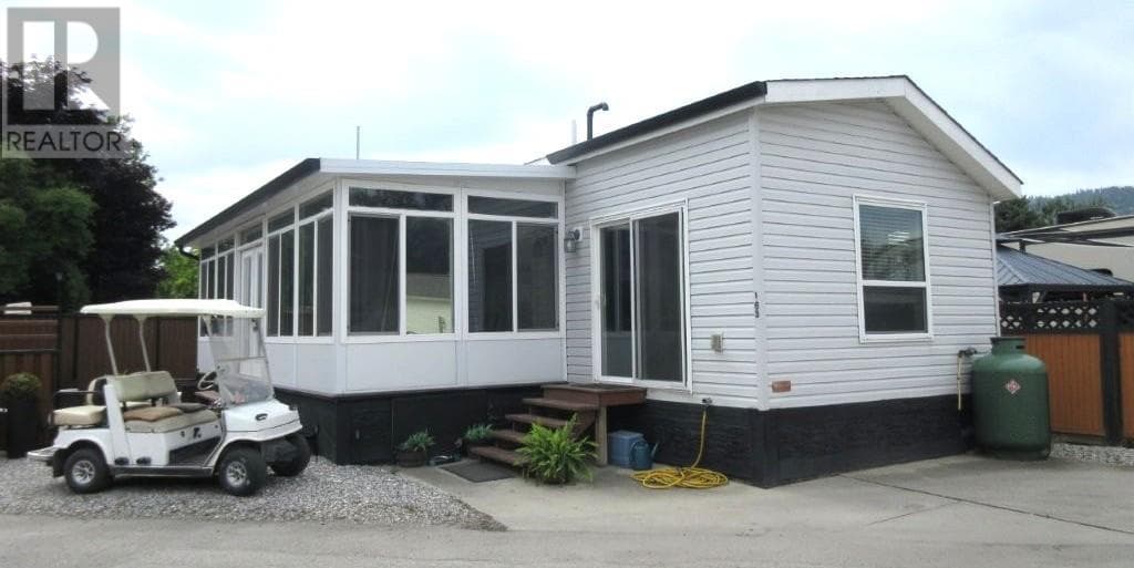 163 415 COMMONWEALTH ROAD in Highway 97