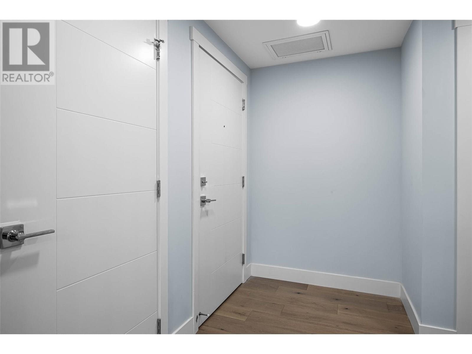 207 ROYAL AVENUE UNIT 404, Interior REALTORS® — photo 5