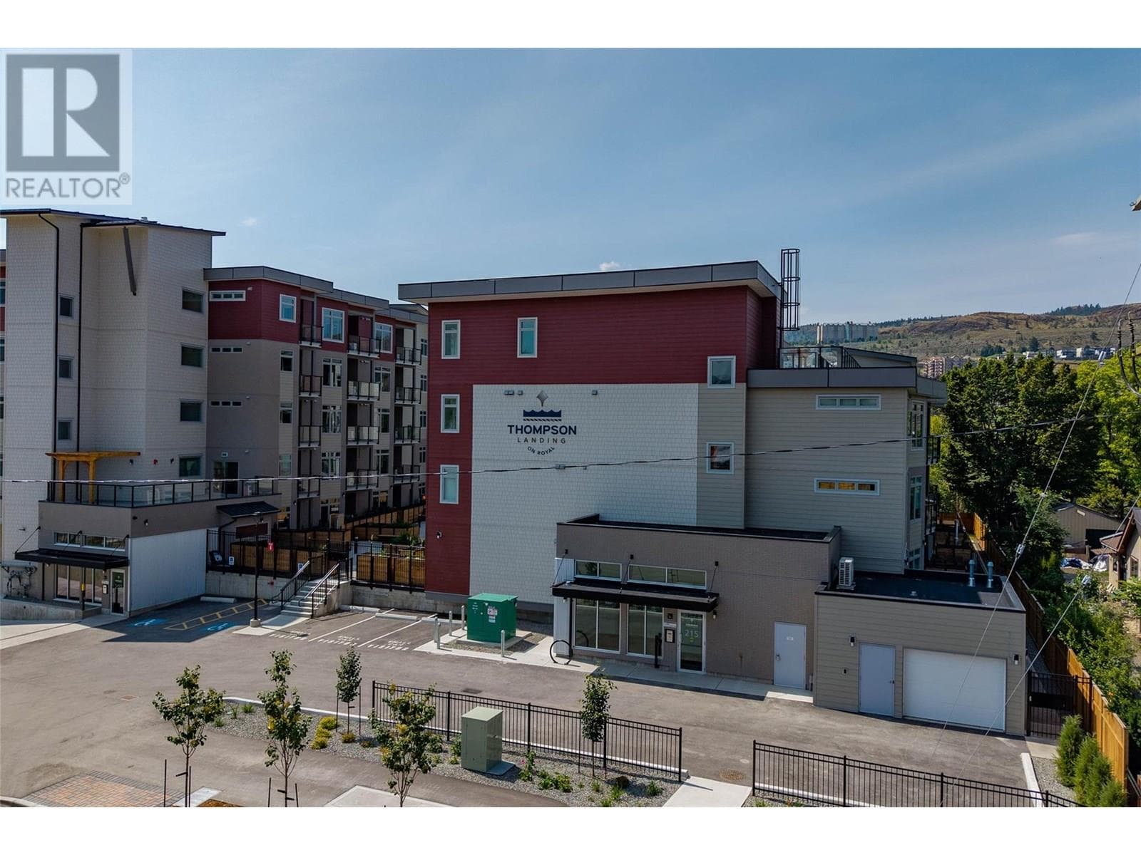 207 ROYAL AVENUE UNIT 404, Interior REALTORS® — photo 4