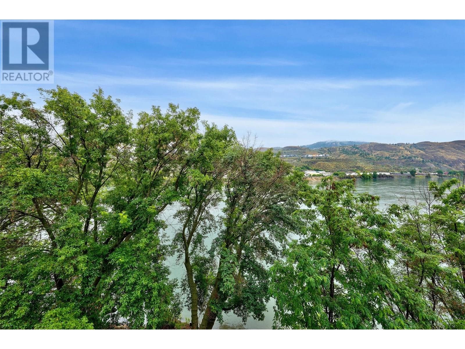 207 ROYAL AVENUE UNIT 404, Interior REALTORS® — photo 2