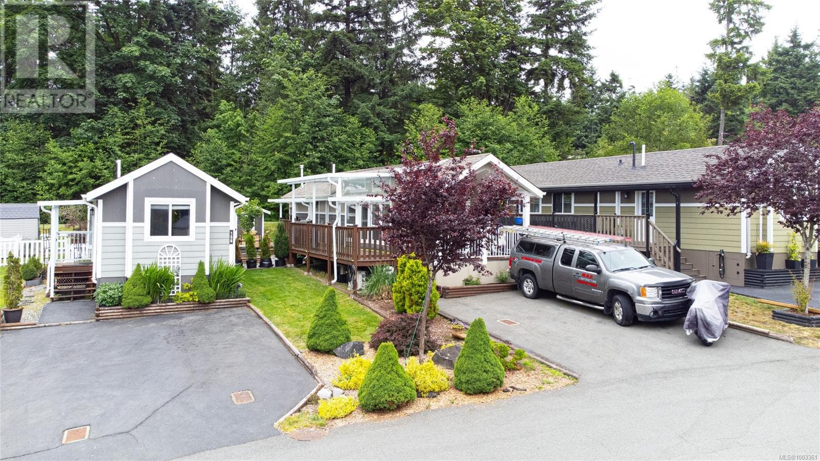 158 3042 RIVER Rd — photo 3