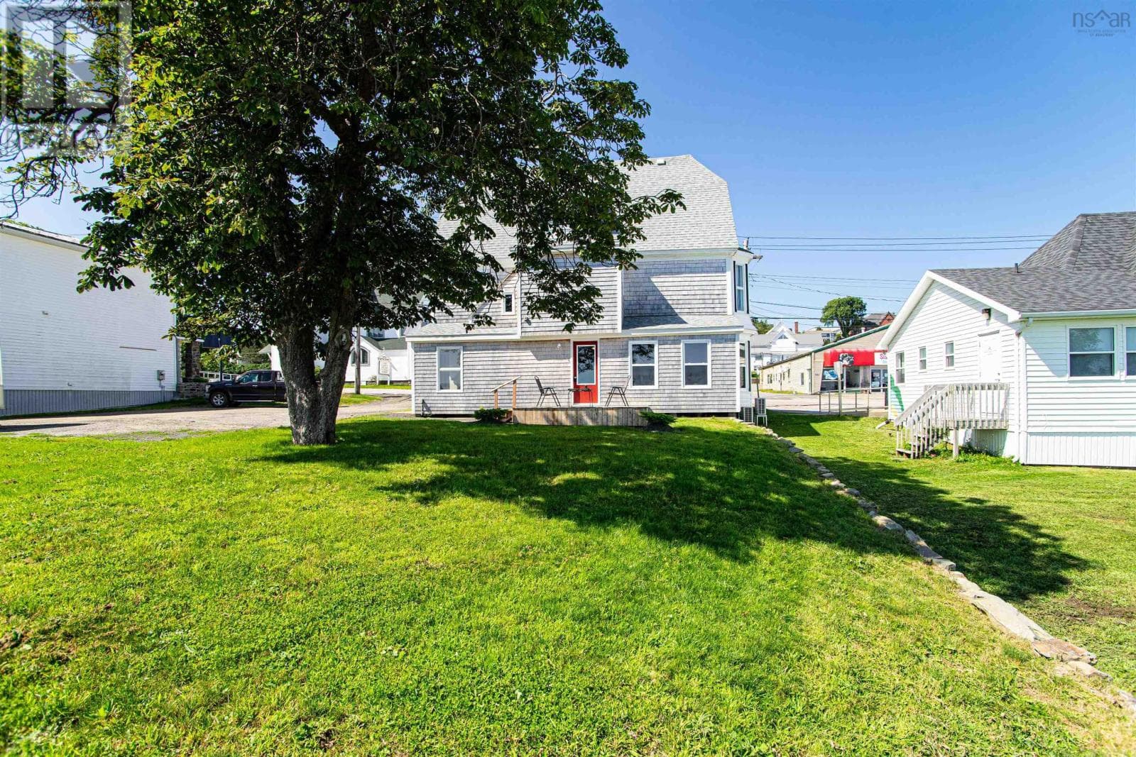 108 MONTAGUE ROW, NSAR — photo 4