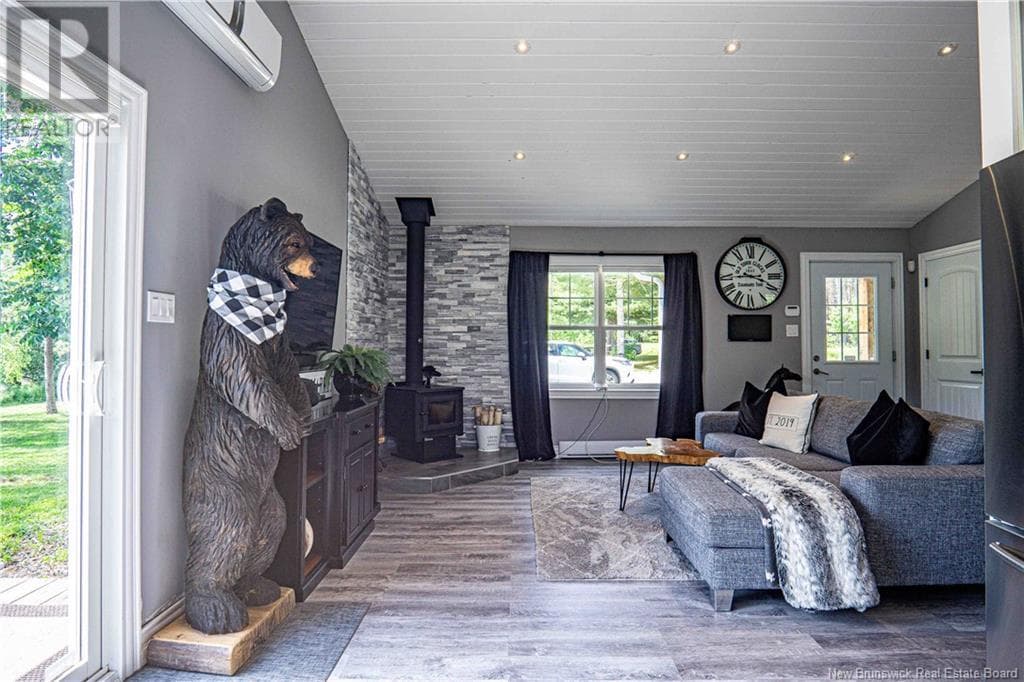 647 SAND BROOK ROAD, New Brunswick — photo 4