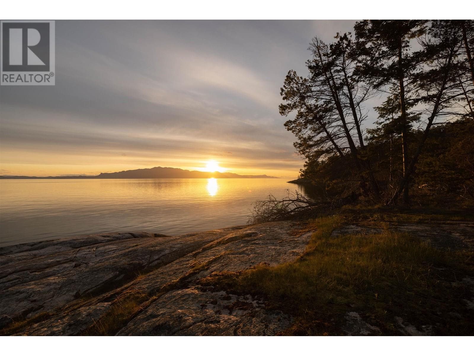 LOT A-B TURNAGAIN ISLAND, Greater Vancouver — photo 2