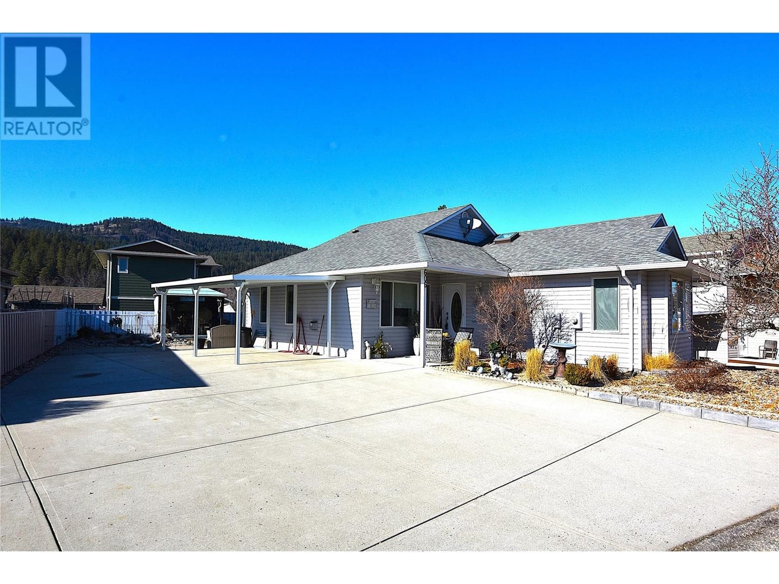 606 NIGHTHAWK AVENUE, Interior REALTORS® — photo 2