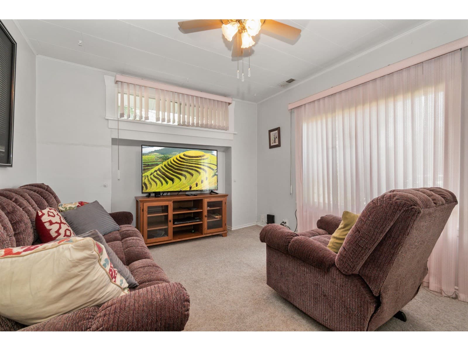 45728 HENDERSON AVENUE CHILLIWACK PROPER WEST, Chilliwack — photo 4