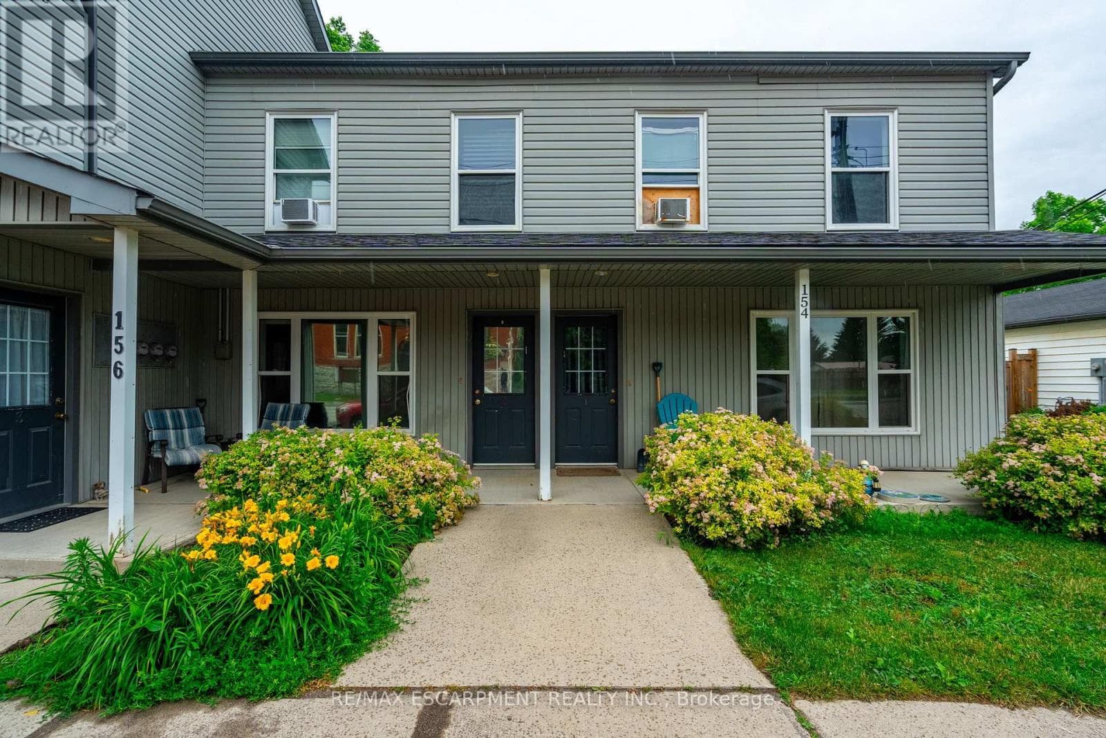 154-156 FREELTON ROAD, Toronto — photo 2