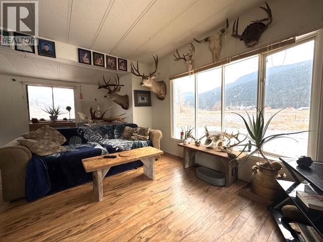 1789 NICOLLS ROAD, Interior REALTORS® — photo 3