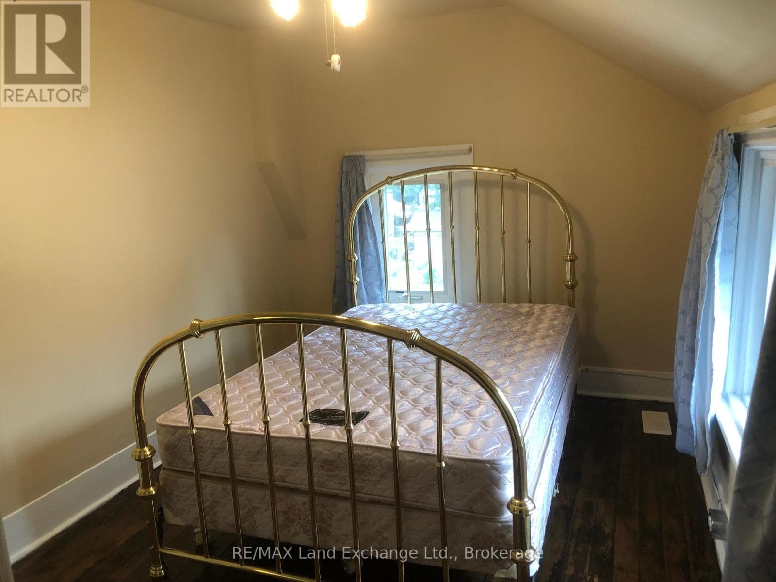 204 AMELIA STREET in 