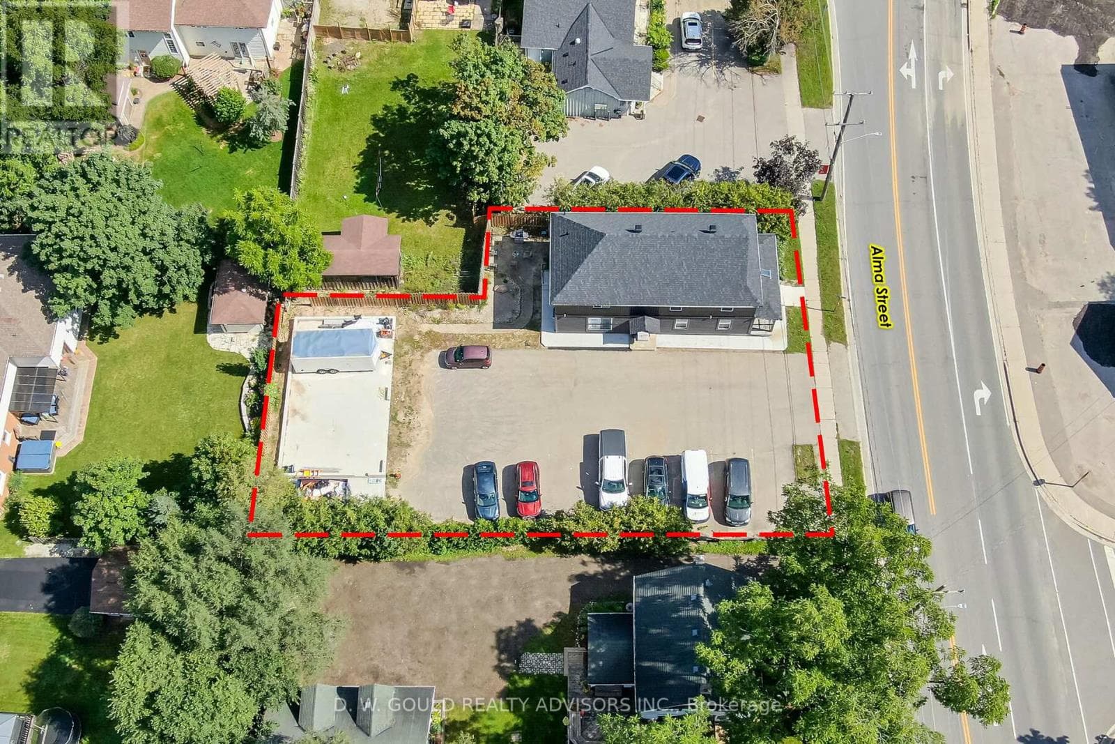118 ALMA STREET, Toronto — photo 4
