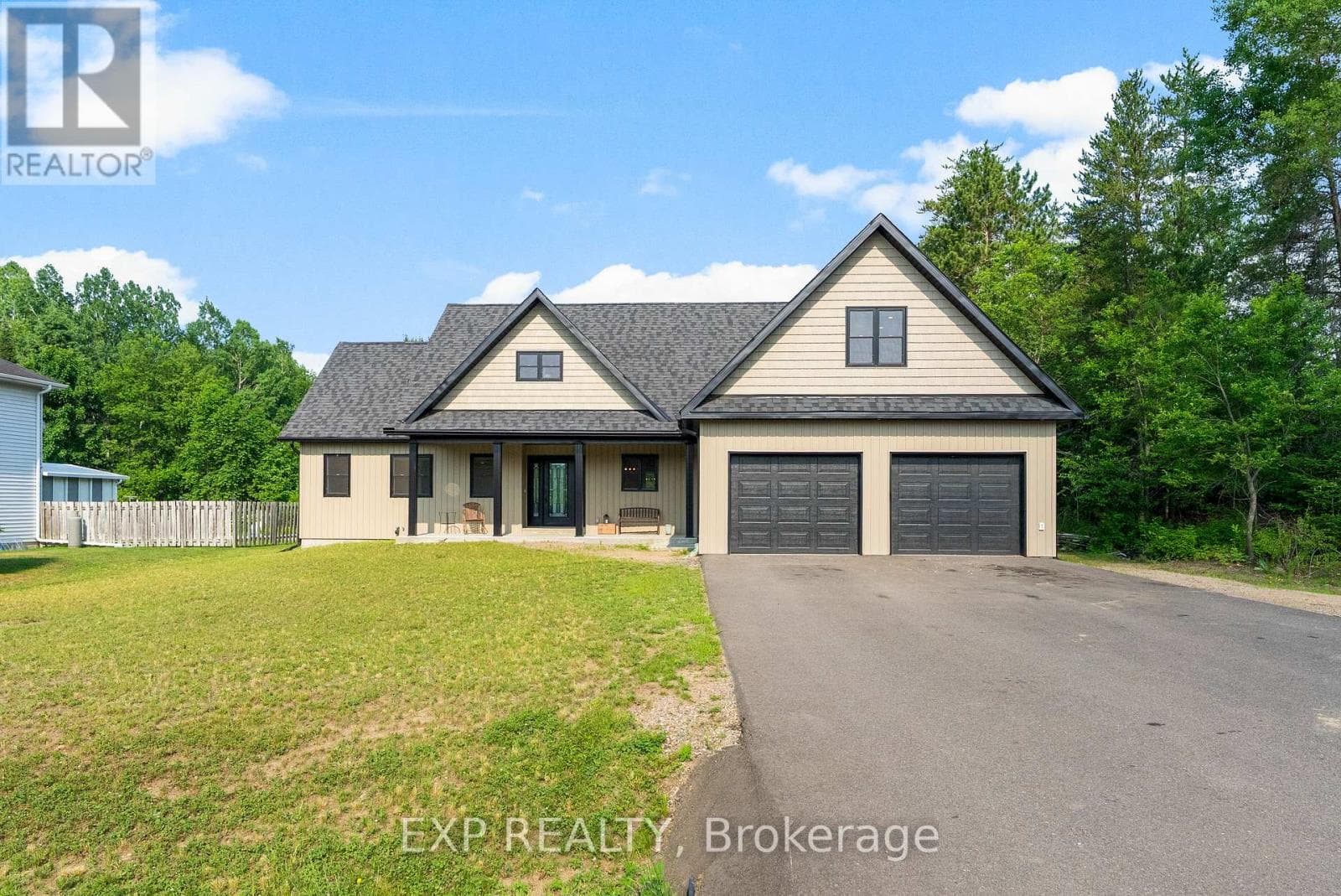 51 YANTHA CRESCENT, Renfrew County — photo 2