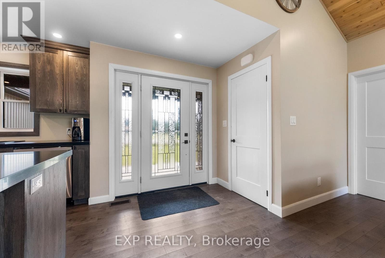 51 YANTHA CRESCENT, Renfrew County — photo 3