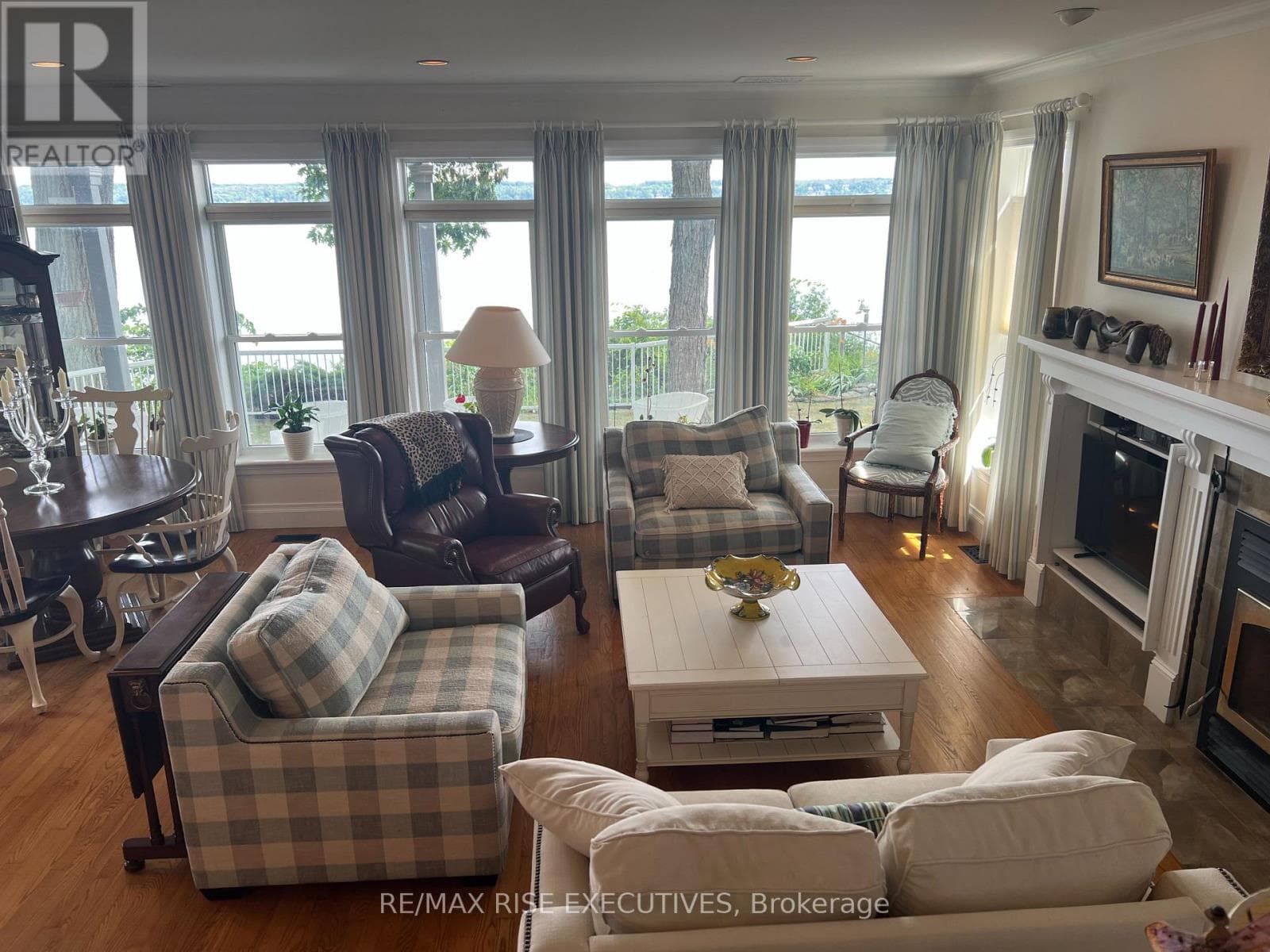 105 FRASER LANE, Rideau St.Lawrence — photo 4