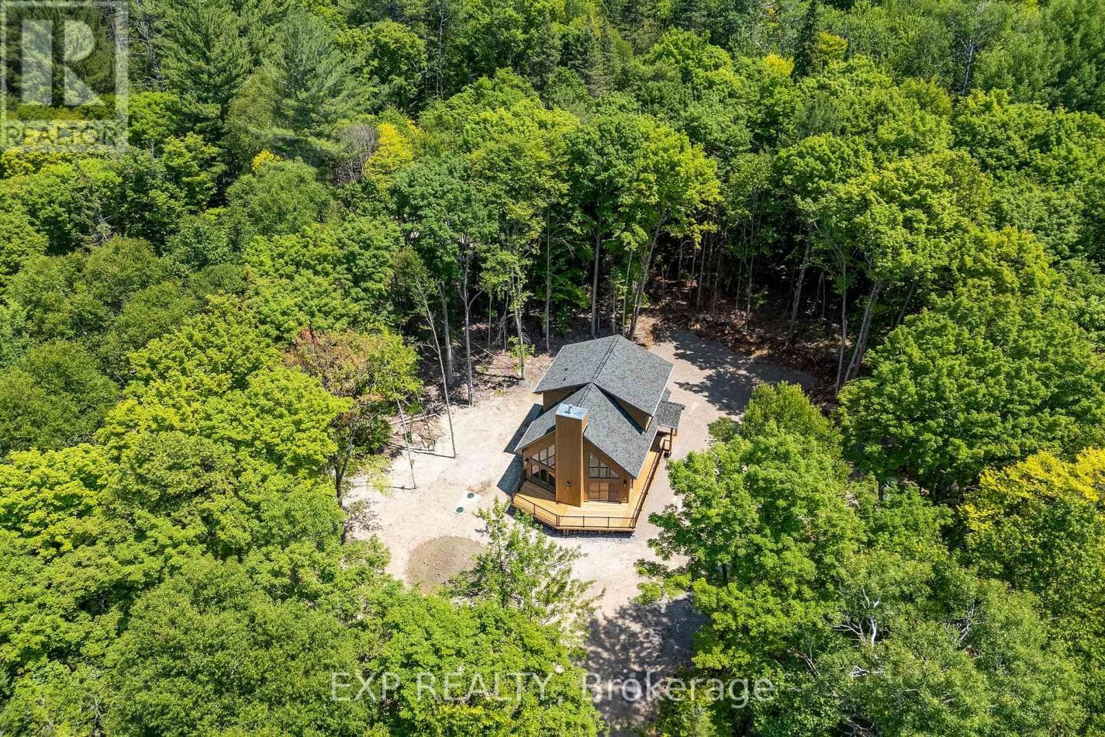 743 LAKEWOODS DRIVE — photo 4