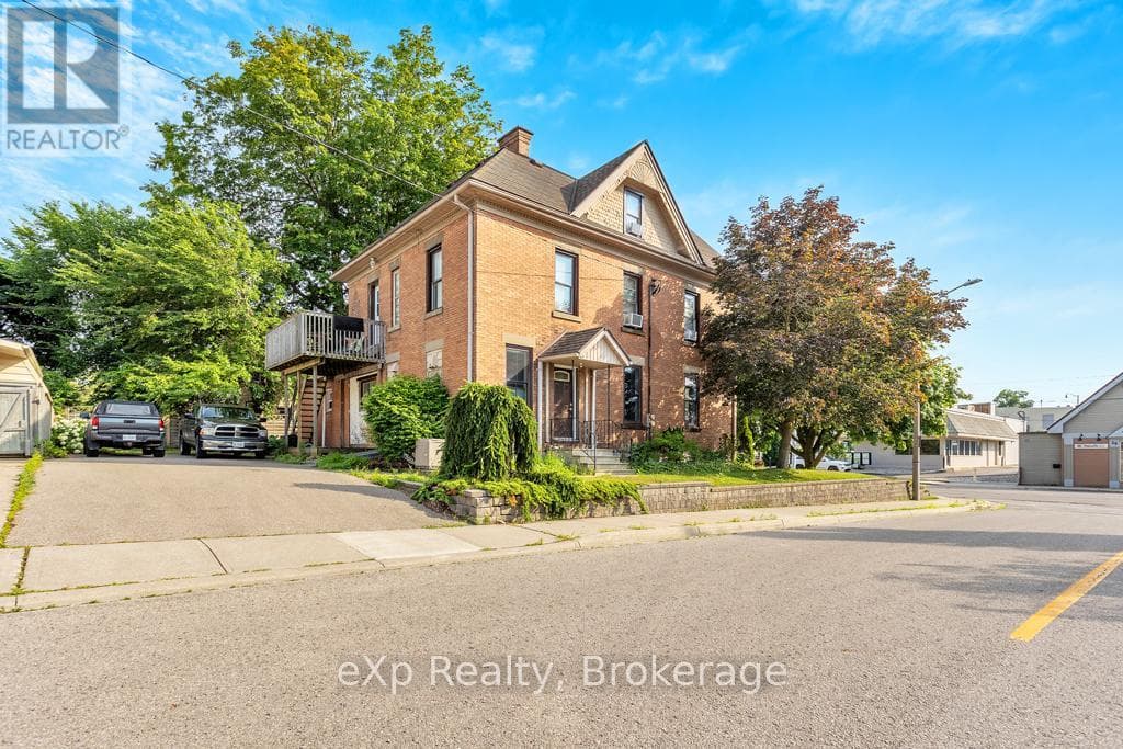 22 HARVEY STREET — photo 5