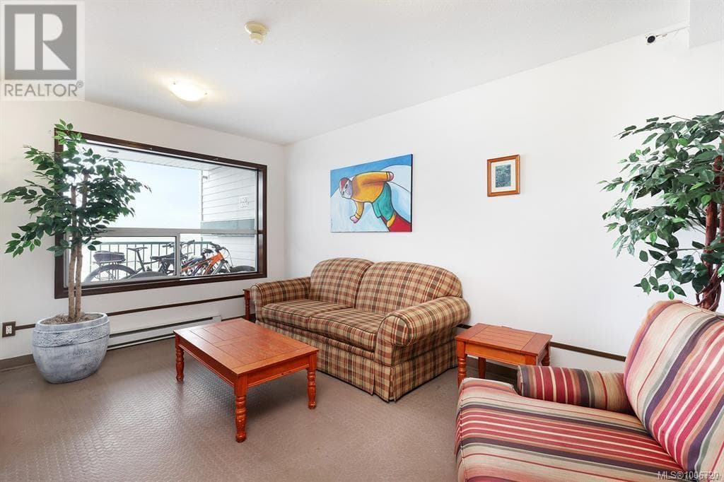 308 1105 Henry Rd in 