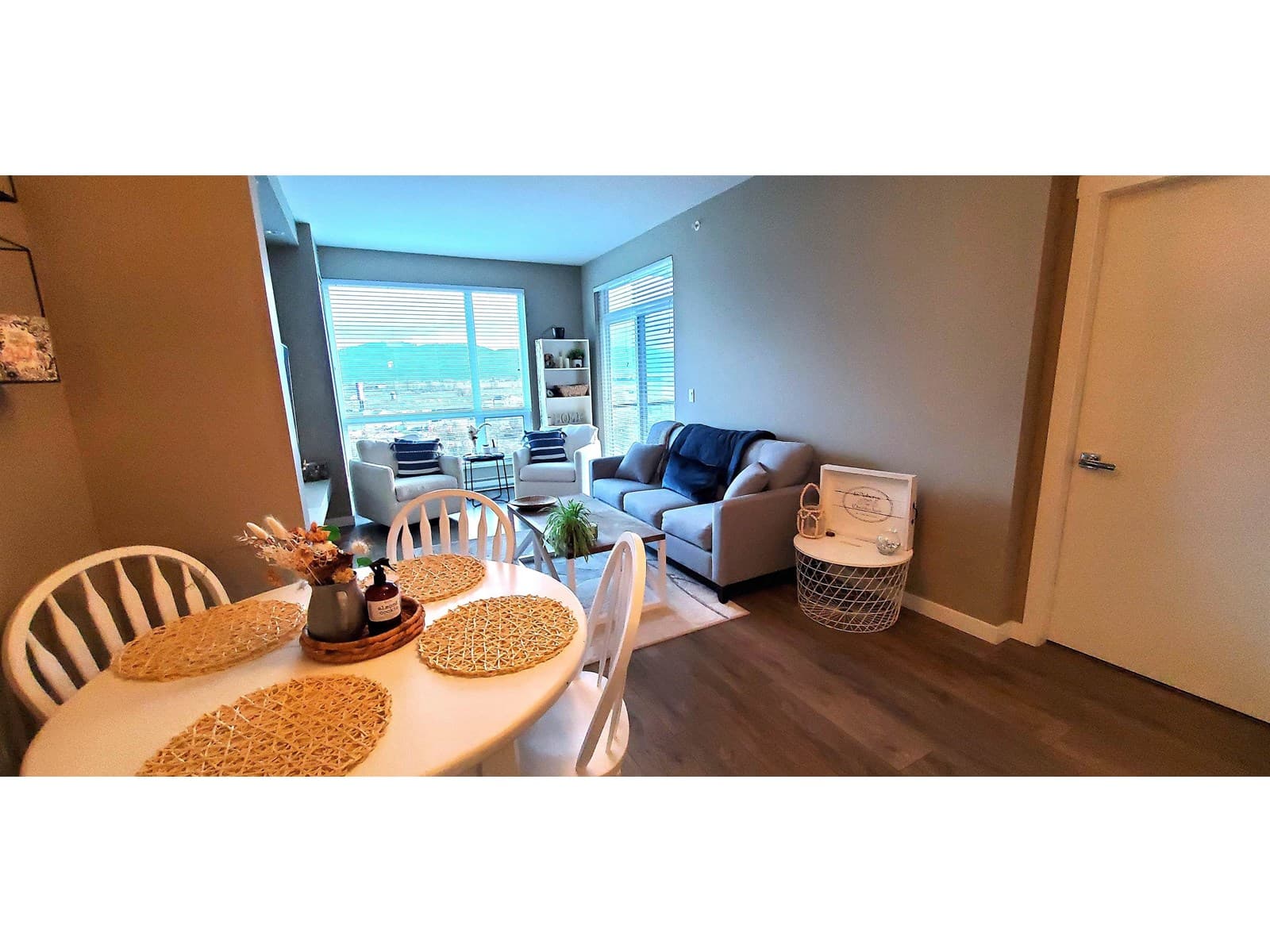 409 2242 WHATCOM ROAD, Fraser Valley — photo 4