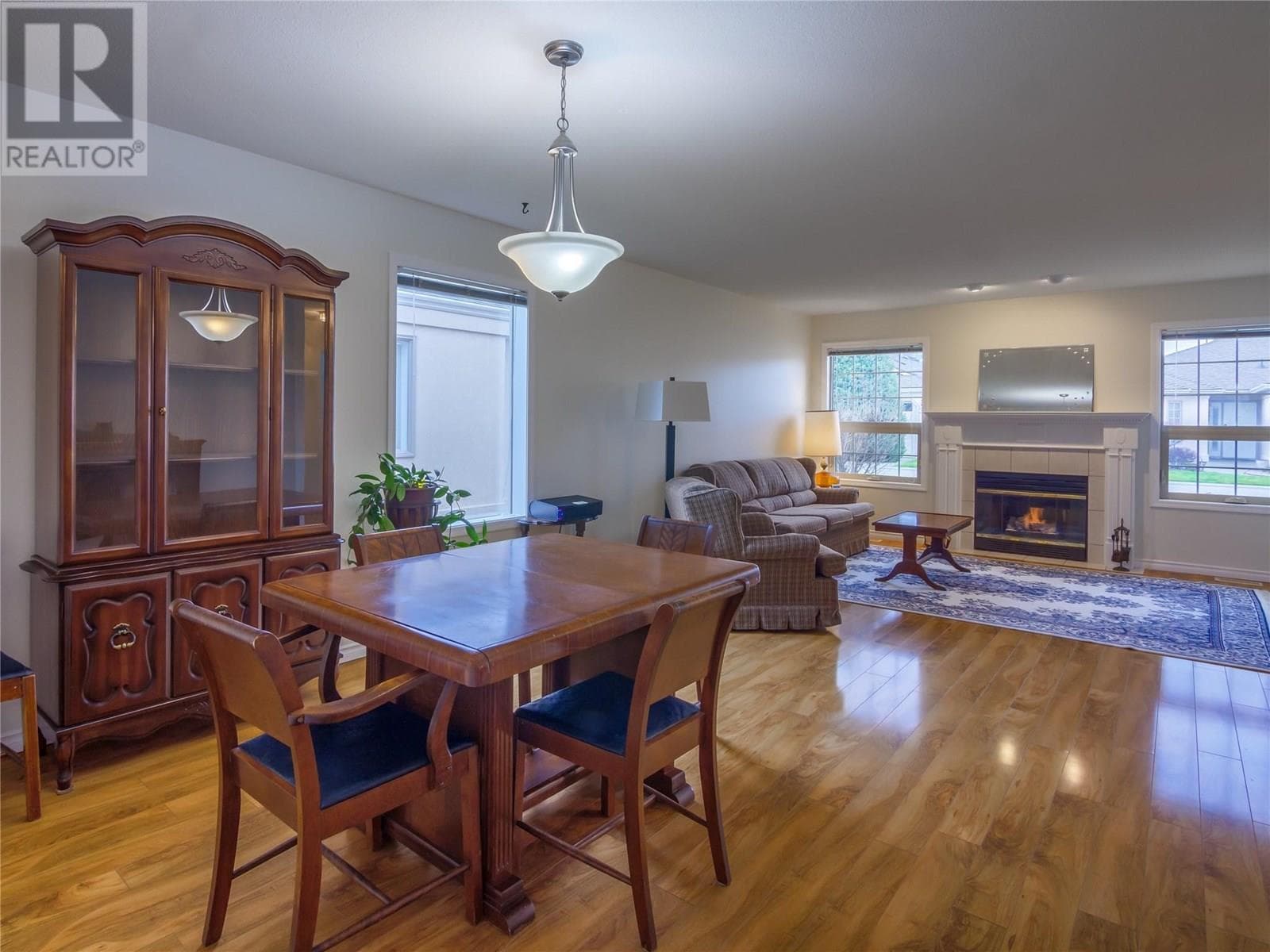 138 3333 SOUTH MAIN STREET, Interior REALTORS® — photo 5