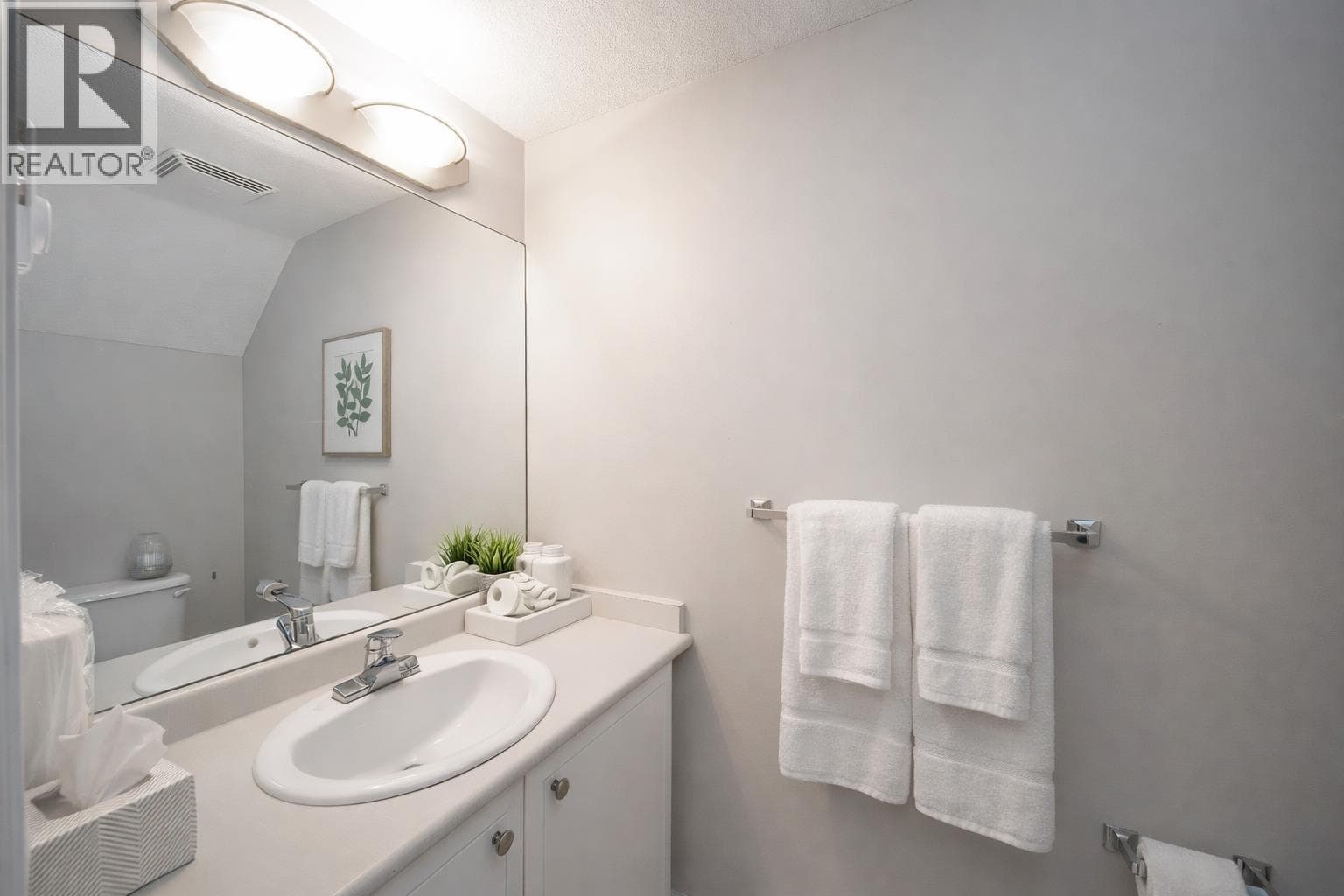 15 1015 LYNN VALLEY ROAD, Greater Vancouver — photo 3