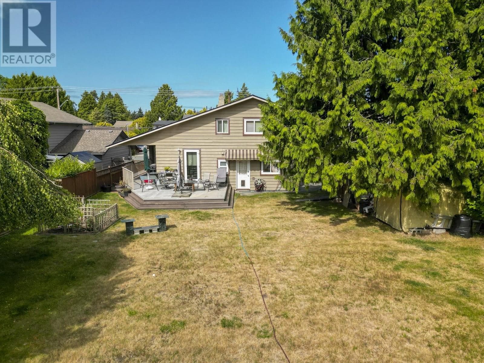 1320 53A STREET, Greater Vancouver — photo 4