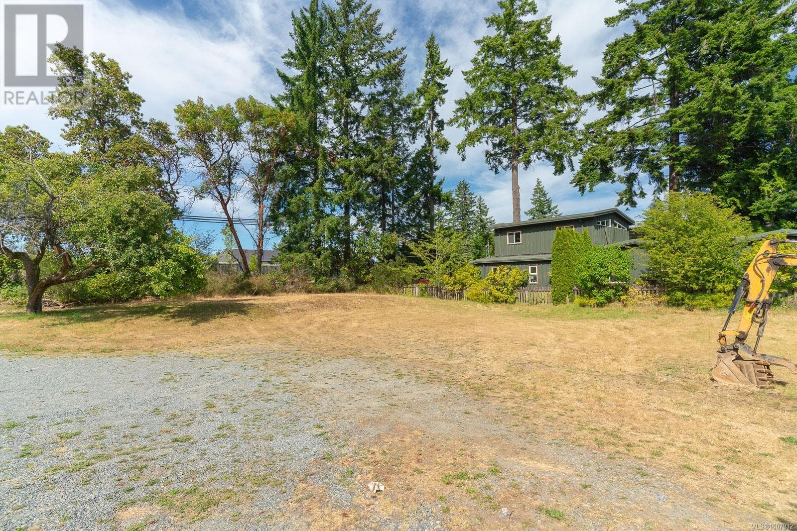 7405/7425 Lantzville Rd — photo 4