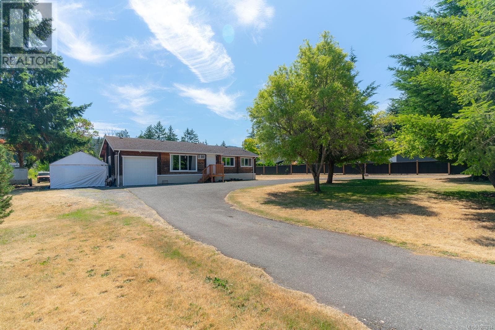 7425 LANTZVILLE ROAD, Vancouver Island — photo 4