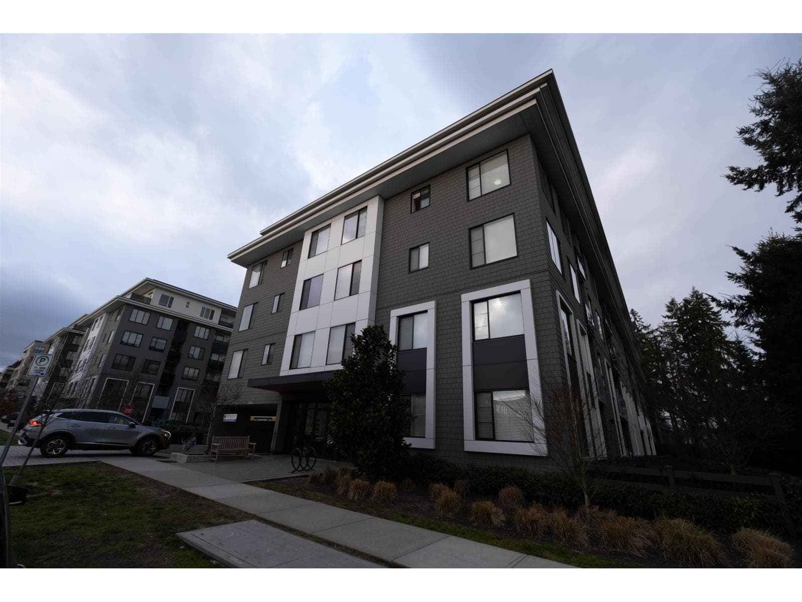 508 15835 85 AVENUE, Fraser Valley — photo 3