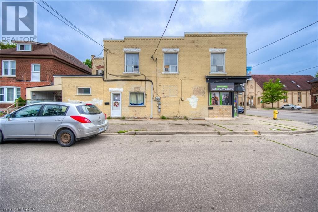 183 MARKET STREET, Brantford — photo 2