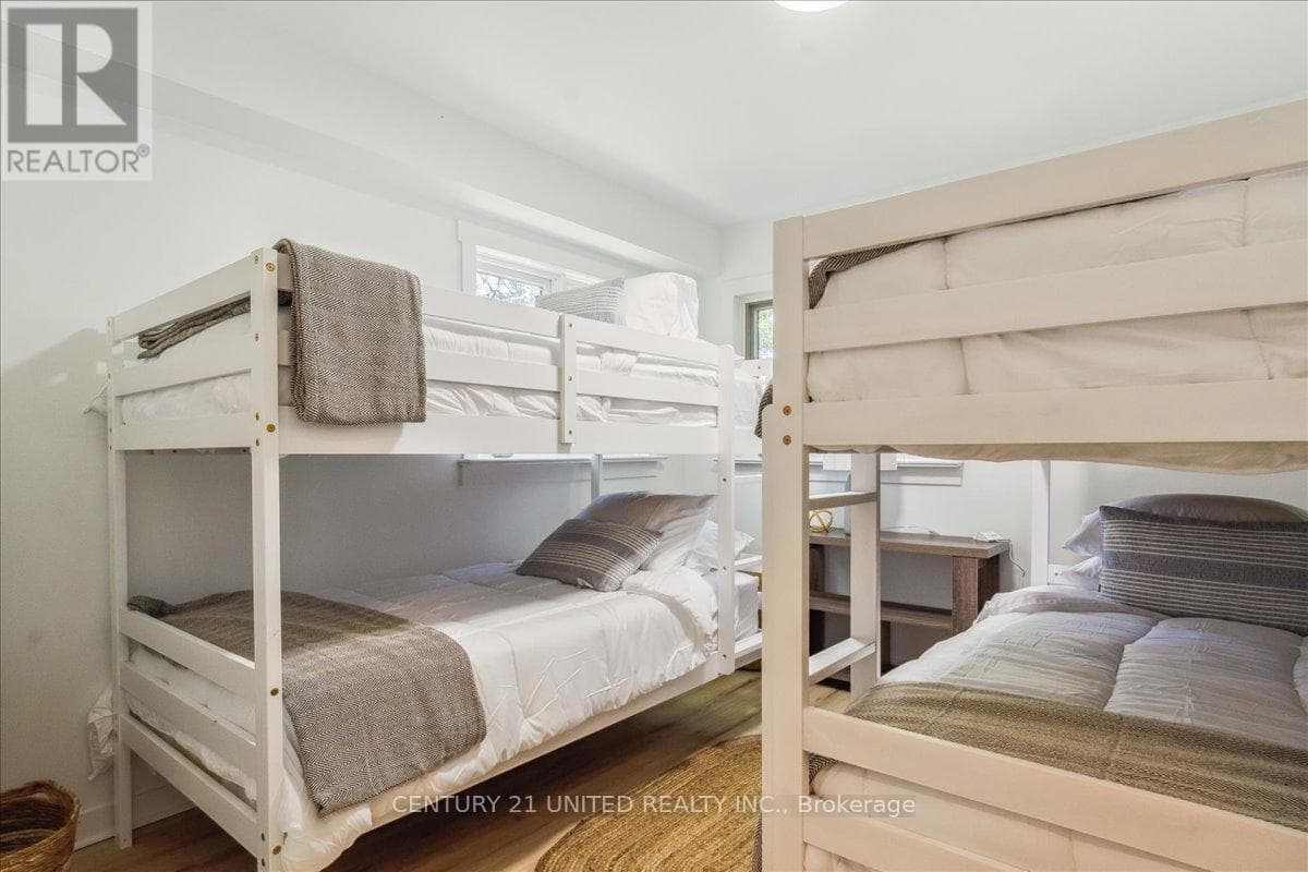15 BERTHA STREET, Central Lakes — photo 2