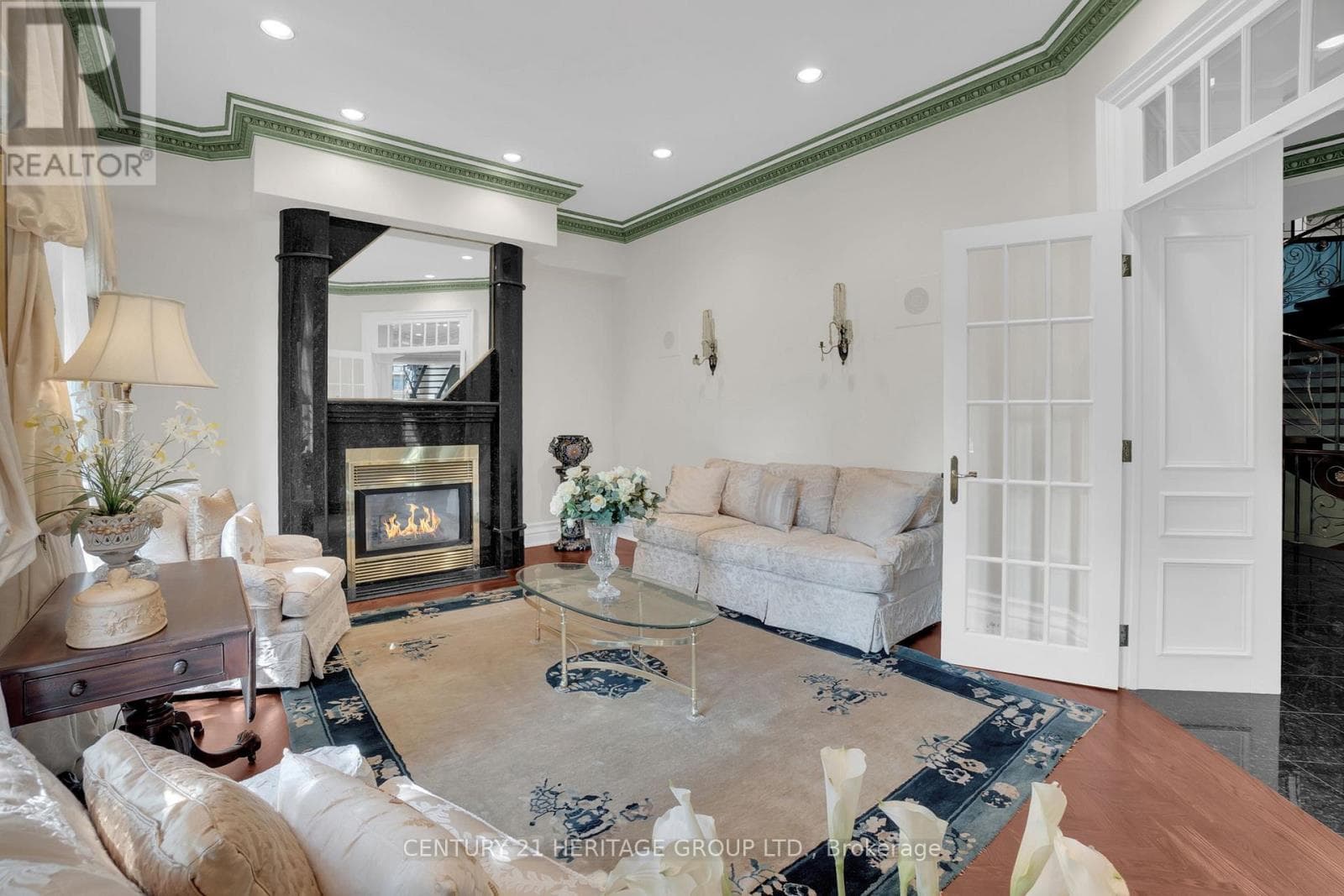 34 MARYVALE CRESCENT, Toronto — photo 4