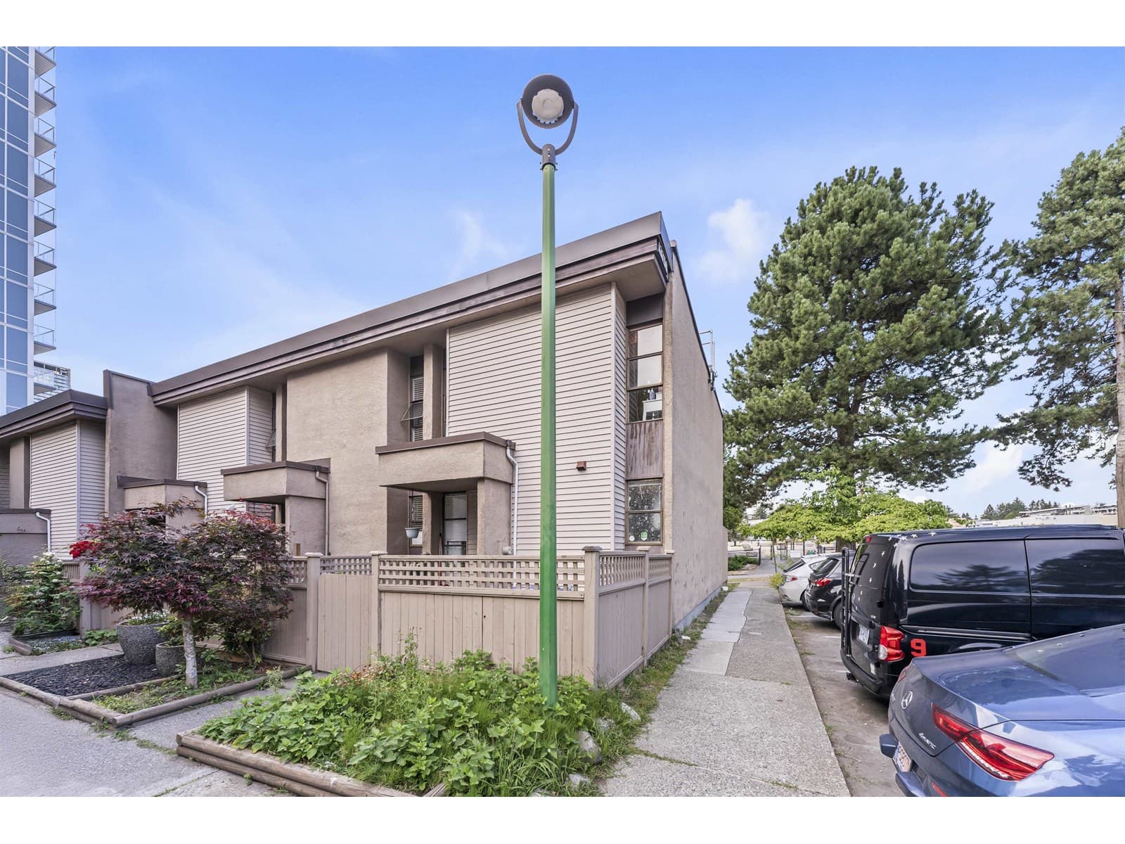 76 13756 CENTRAL AVENUE, Fraser Valley — photo 2