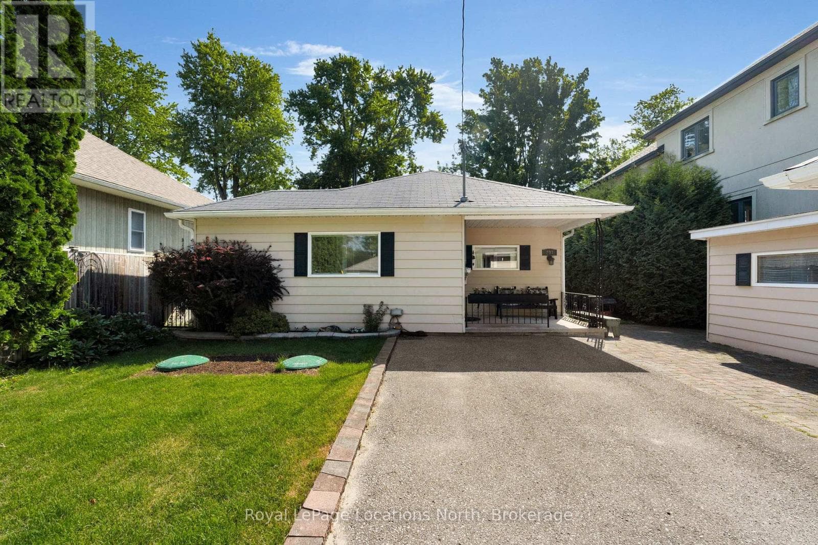 297 BEACH ROAD, OnePoint — photo 4