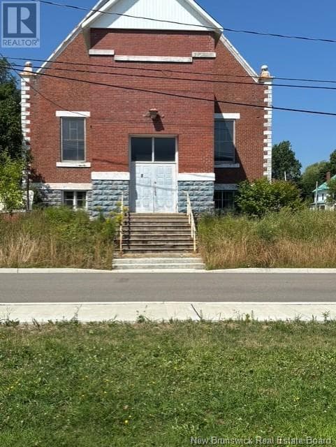 8 SCHOOL STREET, New Brunswick — photo 3