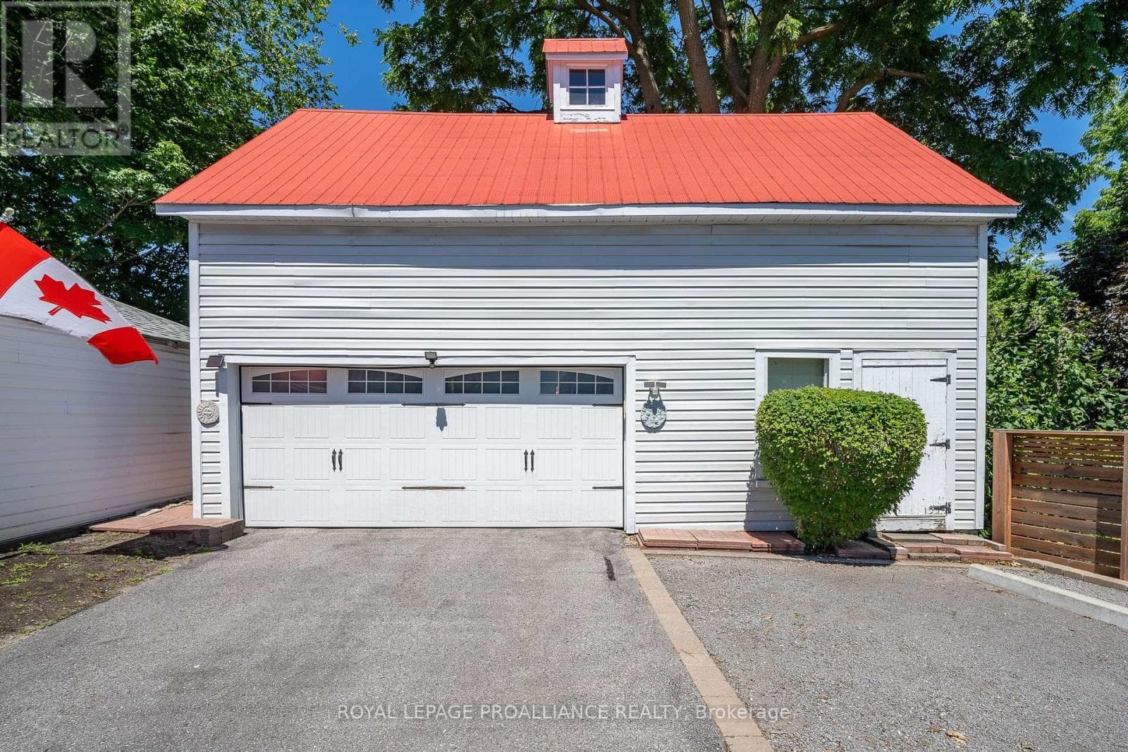 41 KING STREET — photo 3