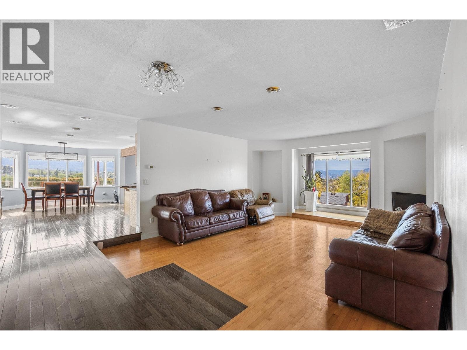 848 WEBSTER ROAD, Interior REALTORS® — photo 5