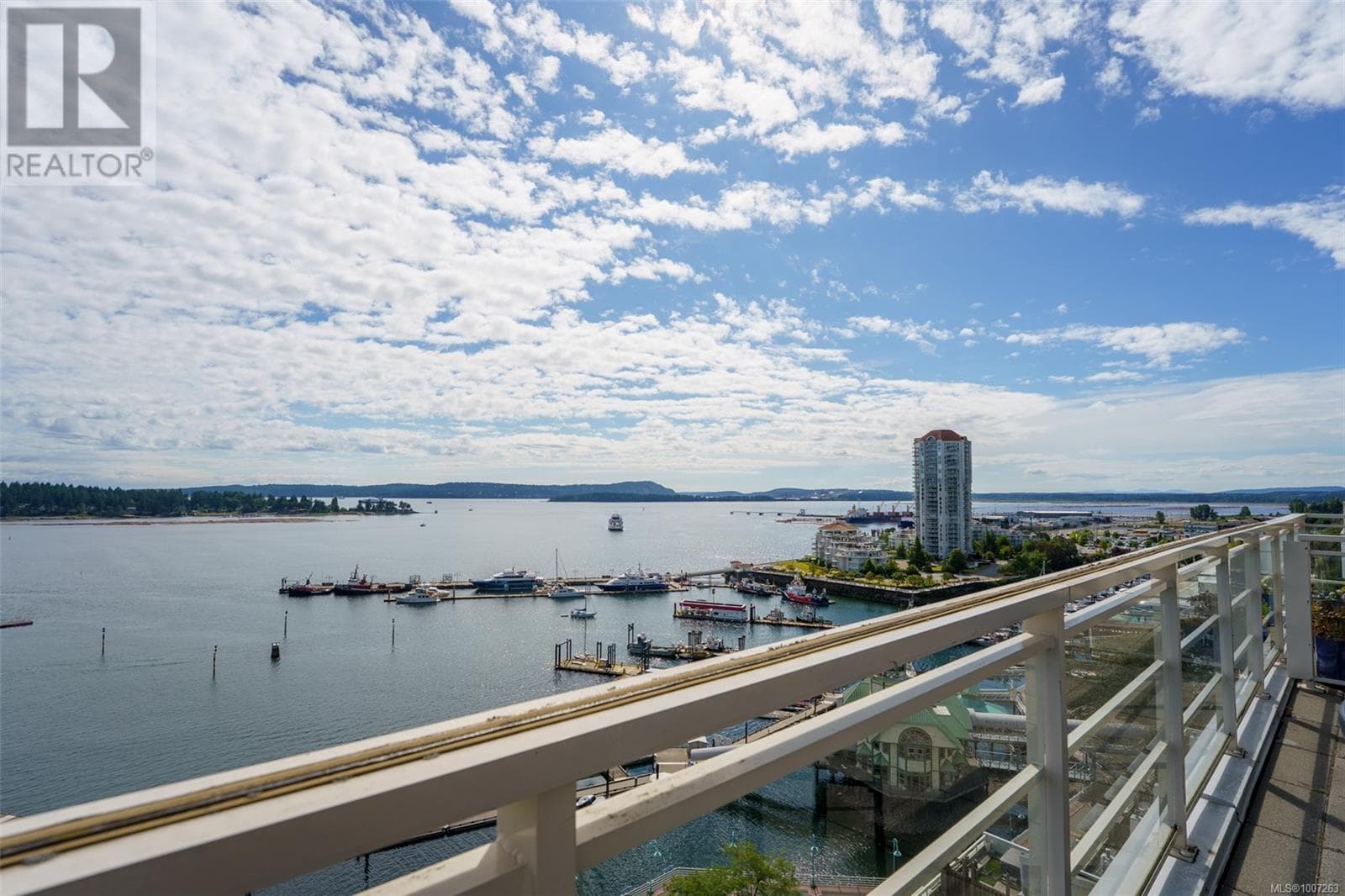 805 38 Front St, Vancouver Island — photo 4