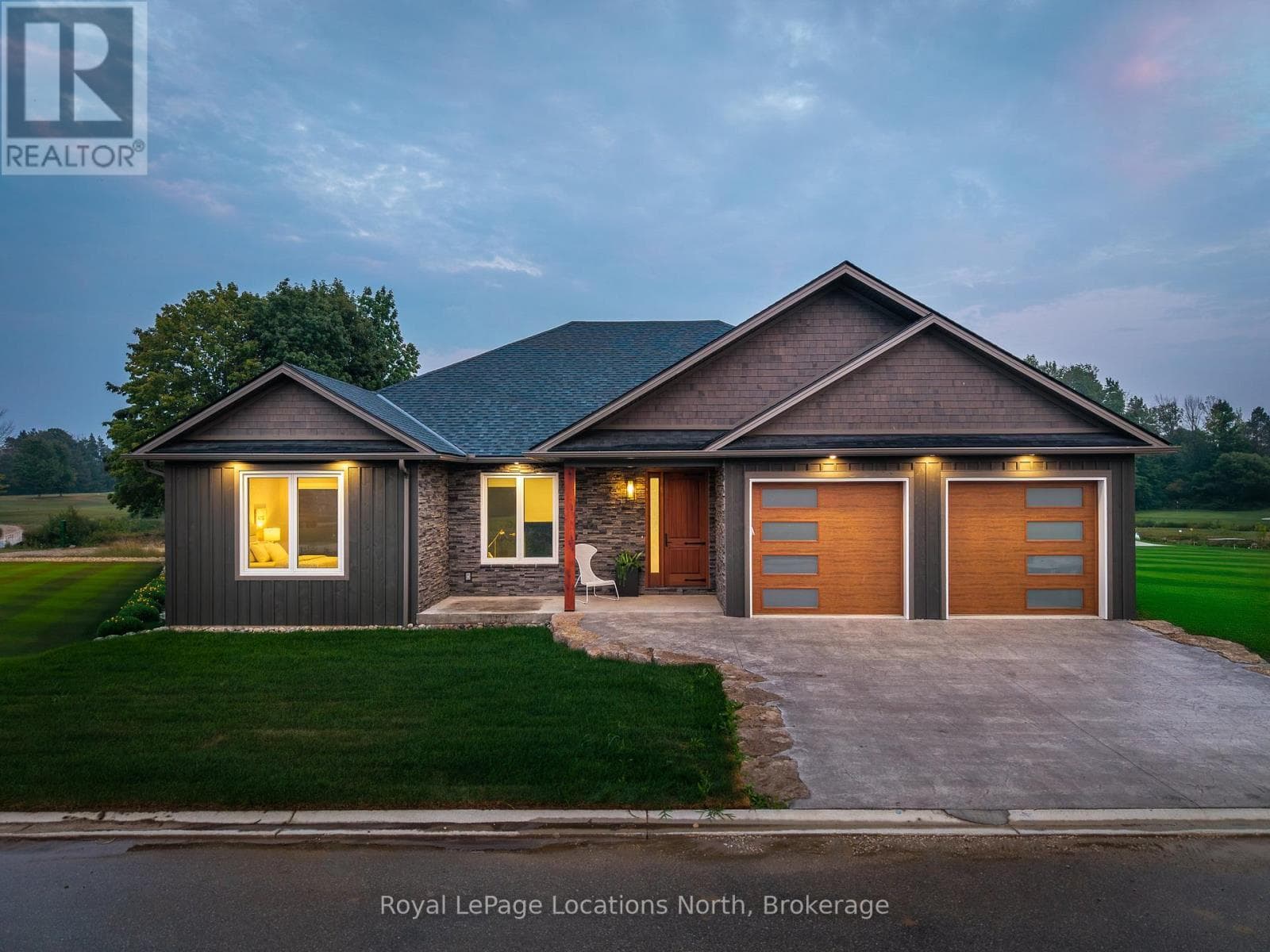 30 HILTON LANE in 