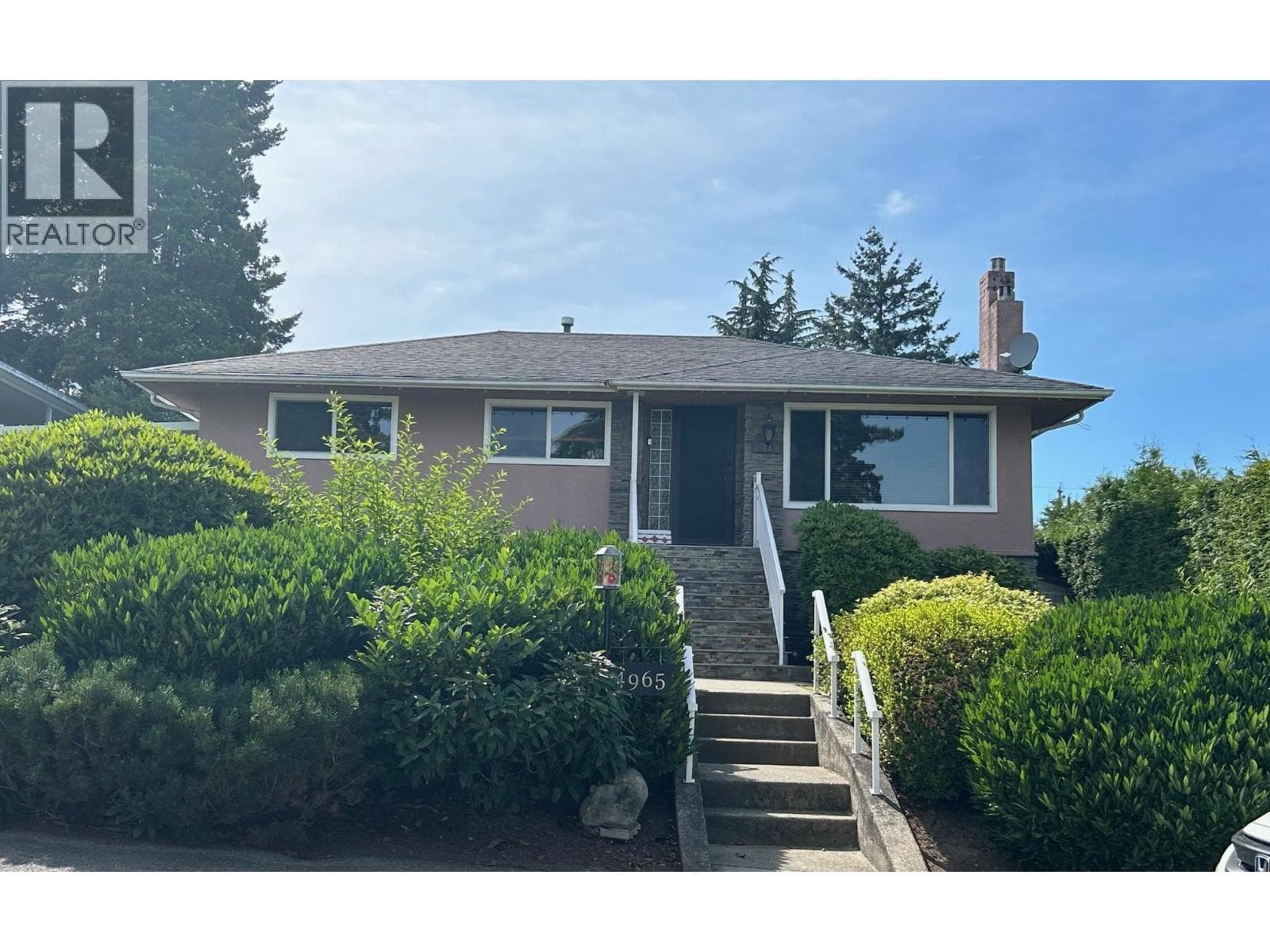 4965 PIONEER AVENUE in 