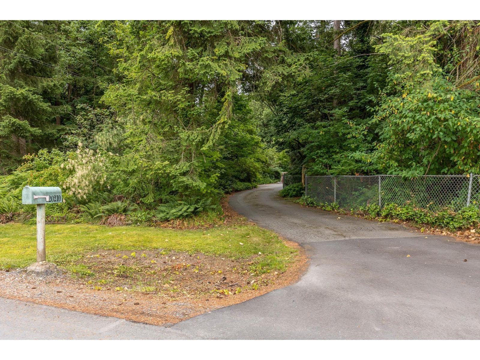 20210 27 AVENUE, Fraser Valley — photo 4