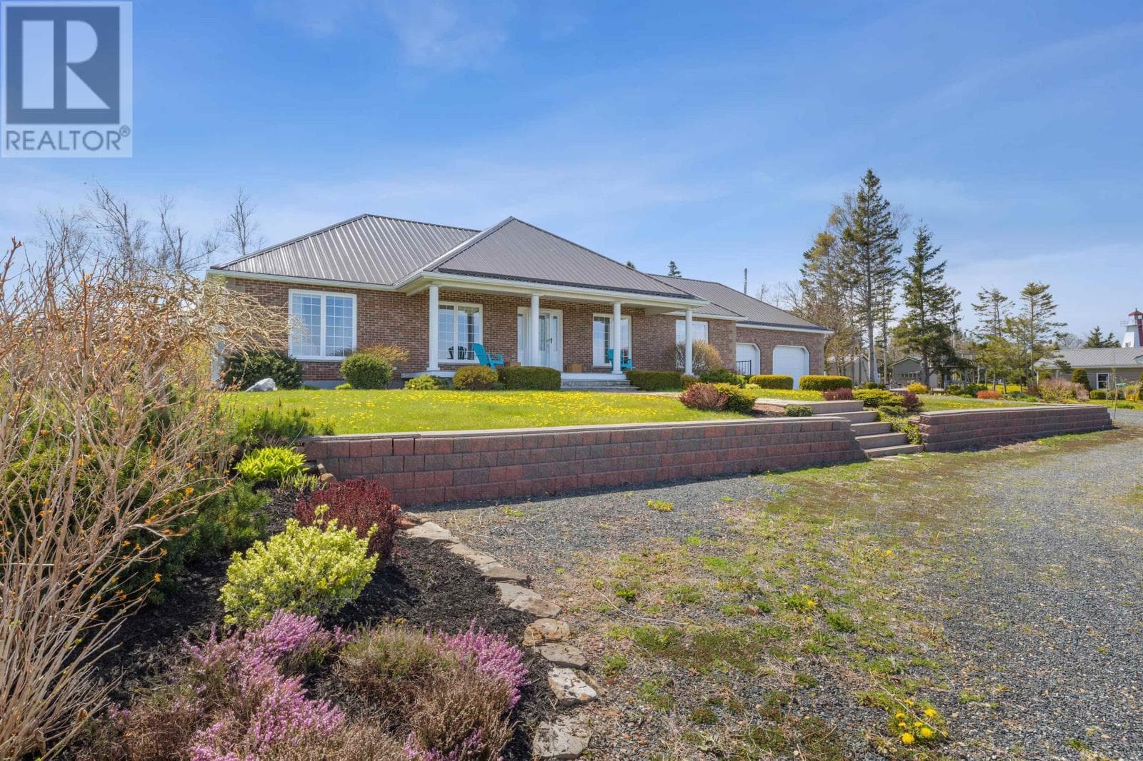 476 St. Andrews Point Road in 