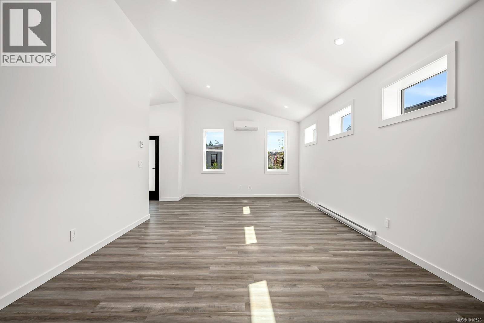 45 3025 Royston Rd, Vancouver Island — photo 3
