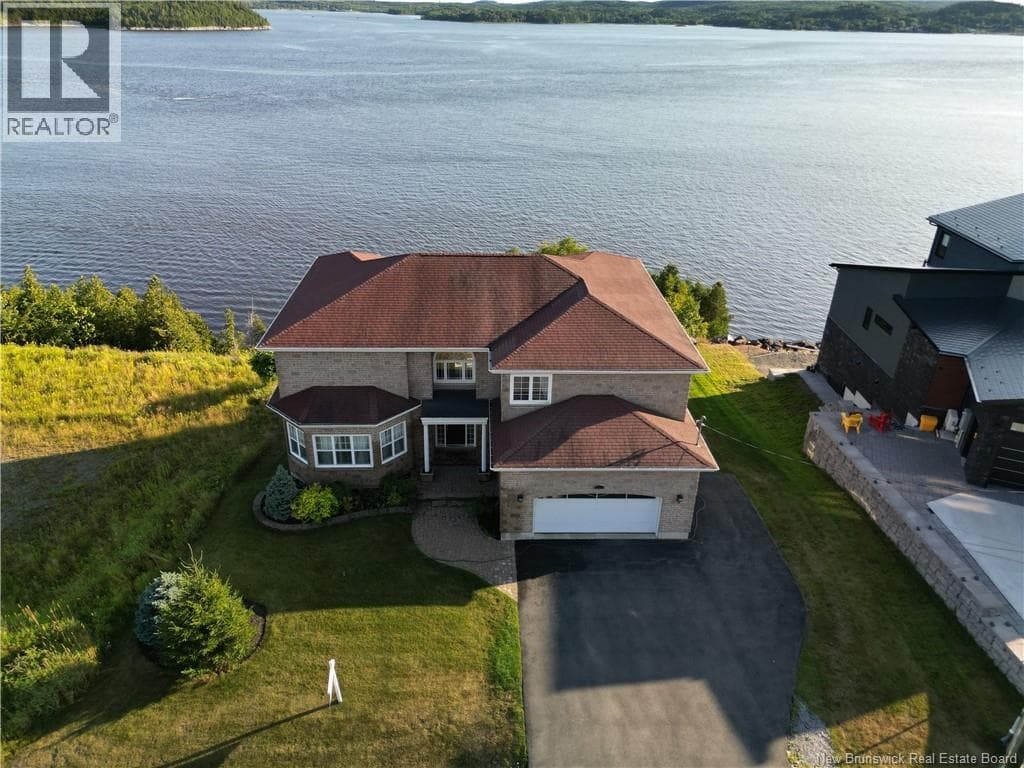 71 ANCHORAGE AVENUE, New Brunswick — photo 2