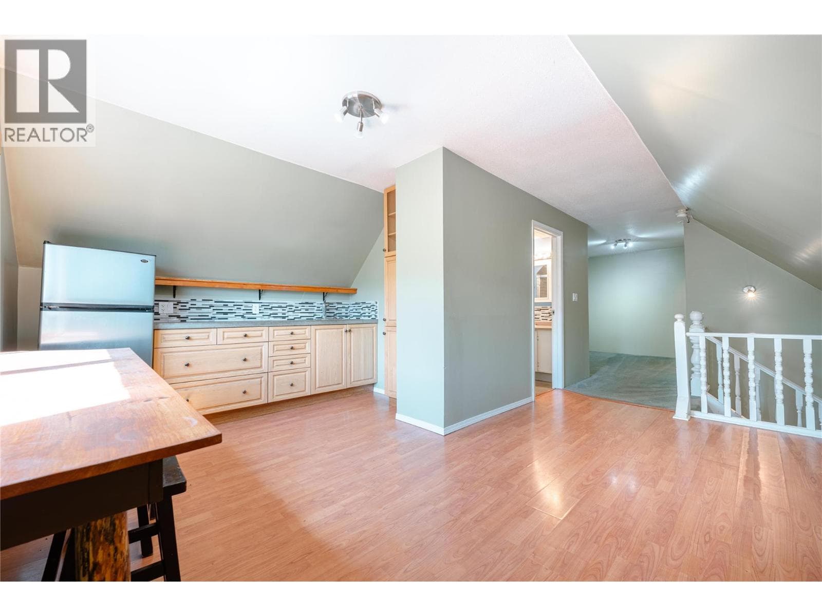 503 THIRD STREET EAST, Interior REALTORS® — photo 3