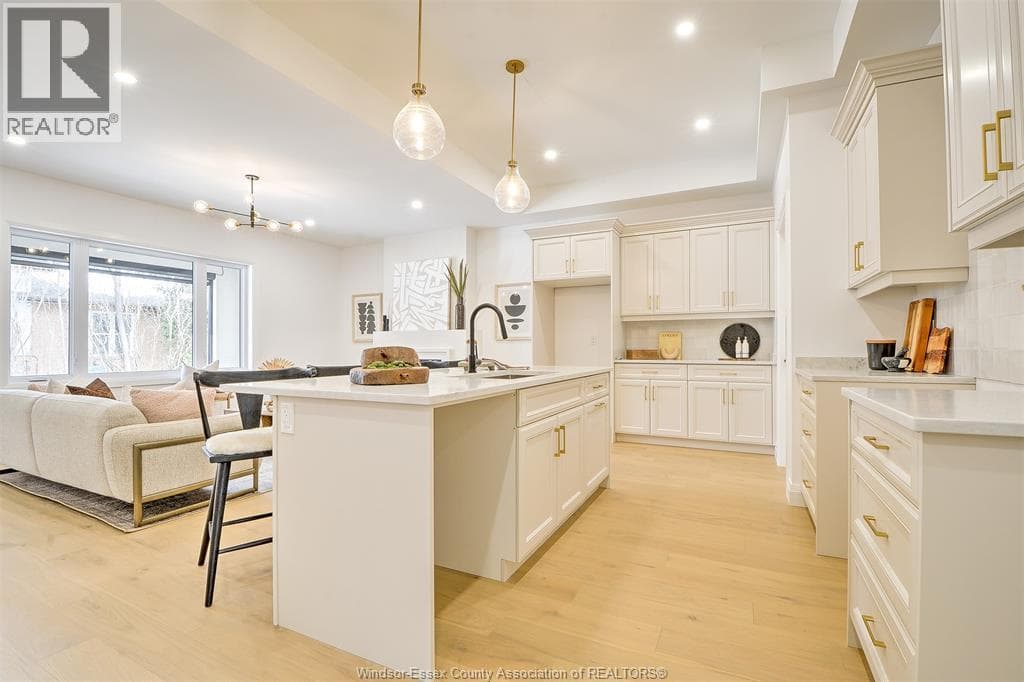 42 MULBERRY COURT, Windsor — photo 5