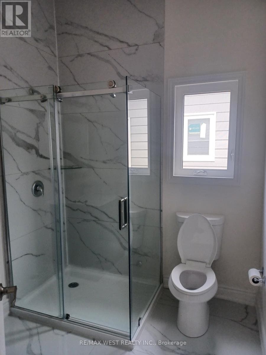 215 FORLER STREET — photo 3