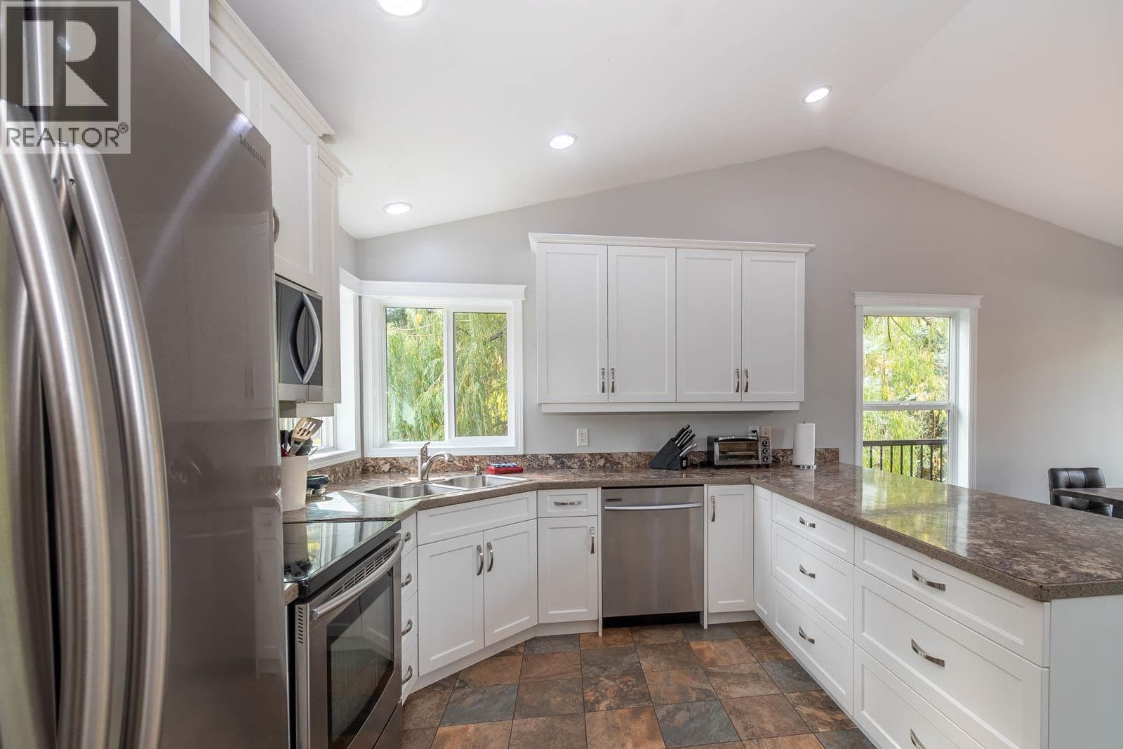 2234 TAPPEN NOTCH HILL ROAD, Interior REALTORS® — photo 5
