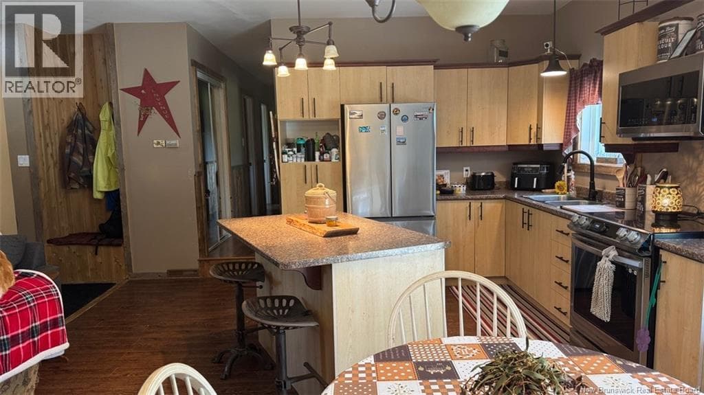 402 Roussel Martin Road — photo 3
