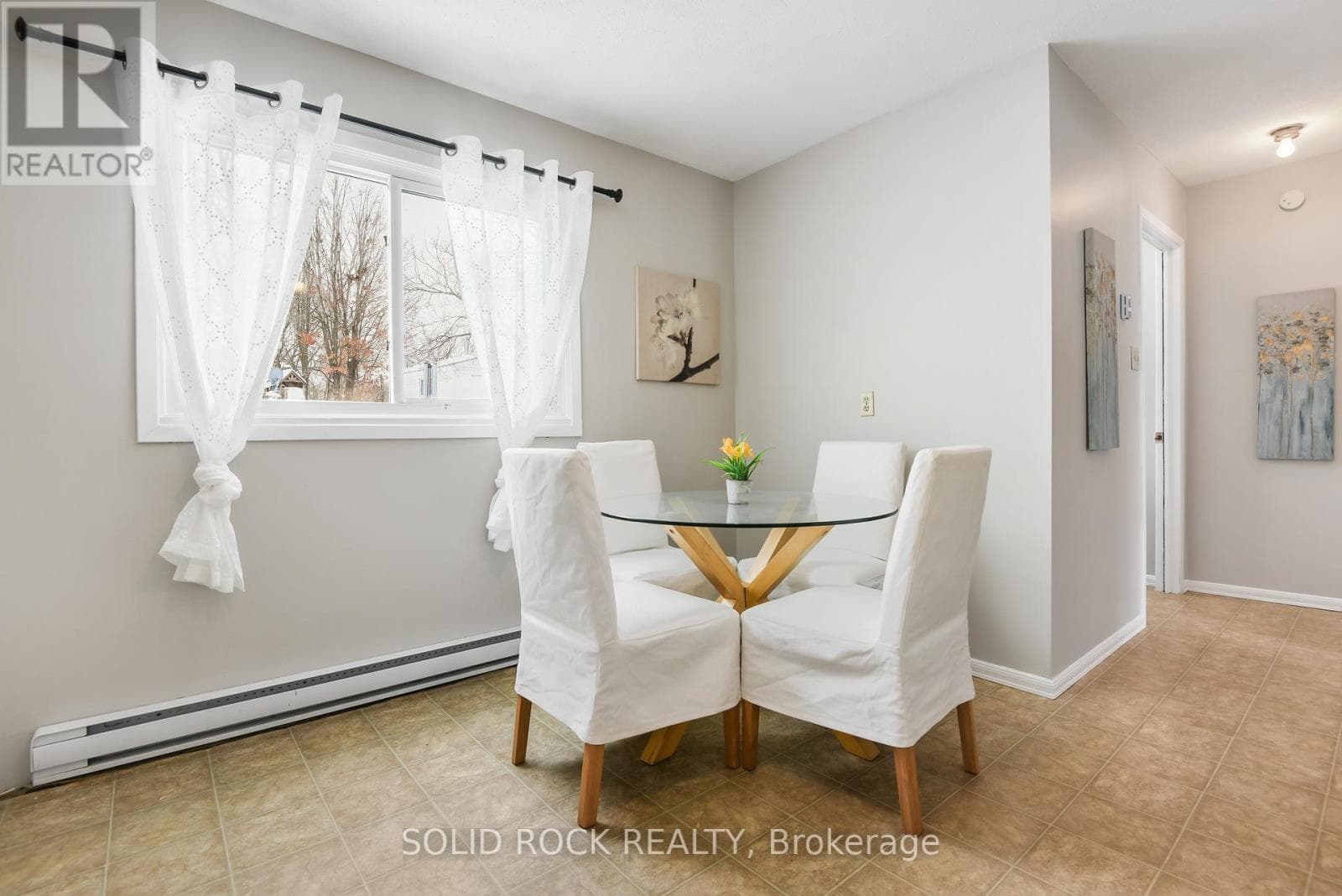 54 WILLIAM STREET W, Ottawa — photo 2